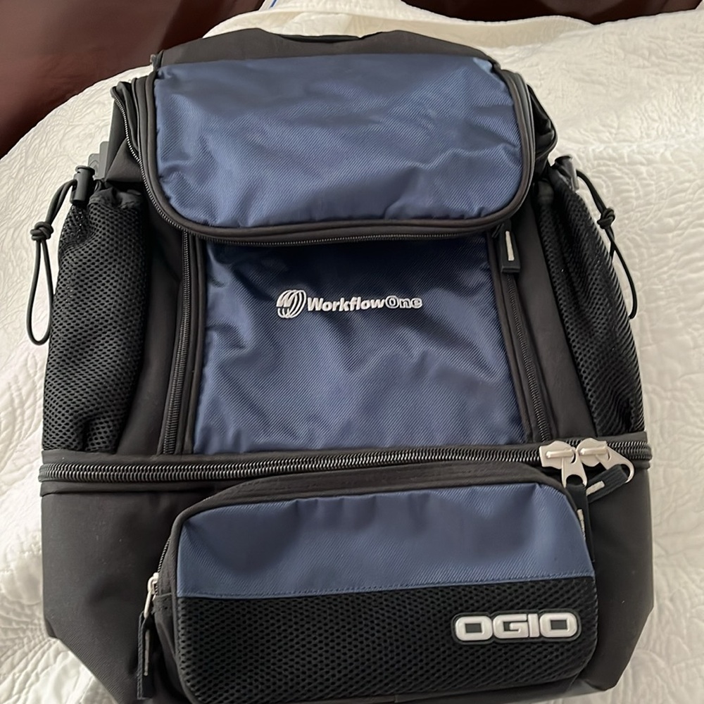 Ogio backpack - Picture 2 of 4